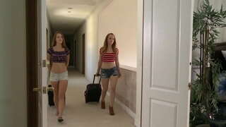 Lesbo අසභ්ය xxx - ෂඩ් පියවර