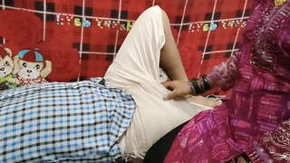 Kekše gauti ją dirbti jam, kaip vandens nušautas