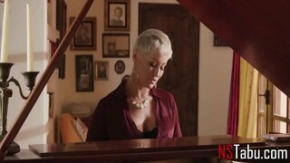 ���्त्री हाऊस मध्ये प्ले तेव्हा पती दूर - रायन Keely, Gina Valentina